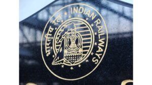 India first LNG-Diesel dual-fuel DEMU train successfully operated