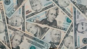US Paper Currency to Feature Trump Signature