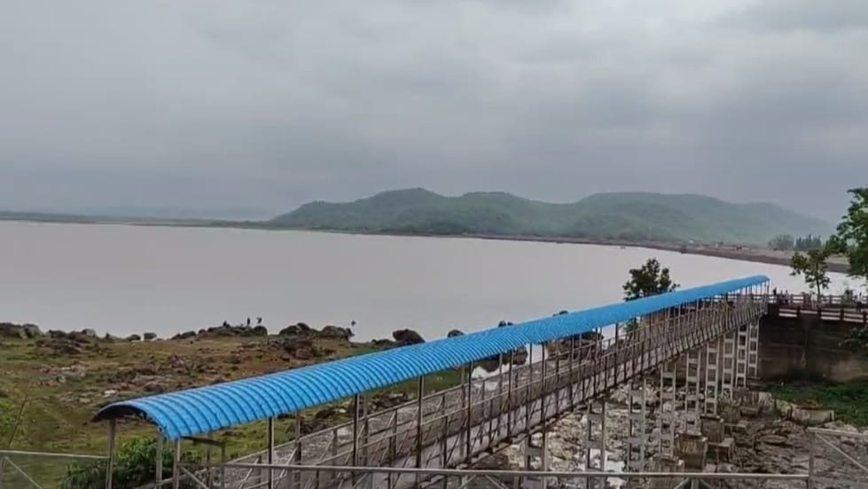 Parichha Dam World Heritage
